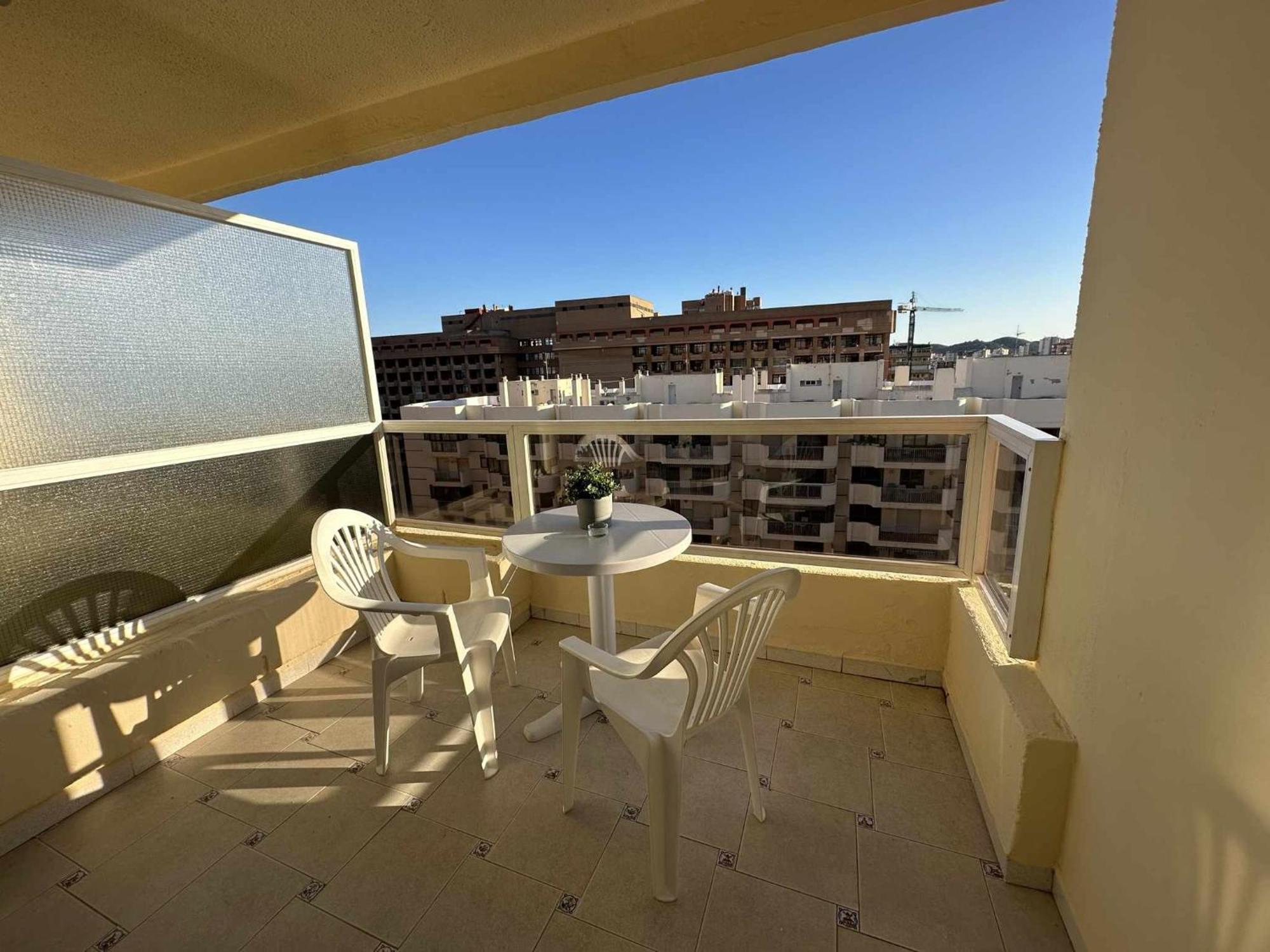 Estudio Pyr Privado Frente Al Puerto De Fuengirola Bagian luar foto